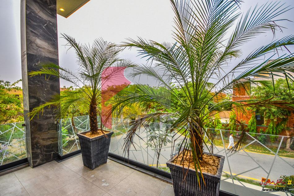 10 Marla House for Sale in Phase 3, DHA Lahore