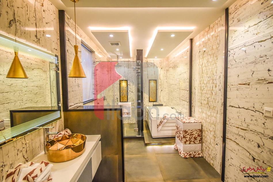 10 Marla House for Sale in Phase 3, DHA Lahore