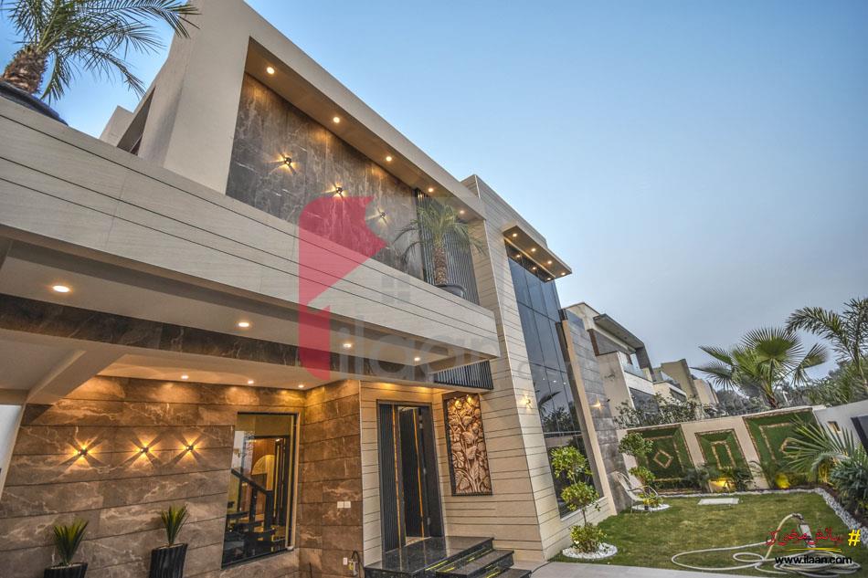 10 Marla House for Sale in Phase 6, DHA Lahore