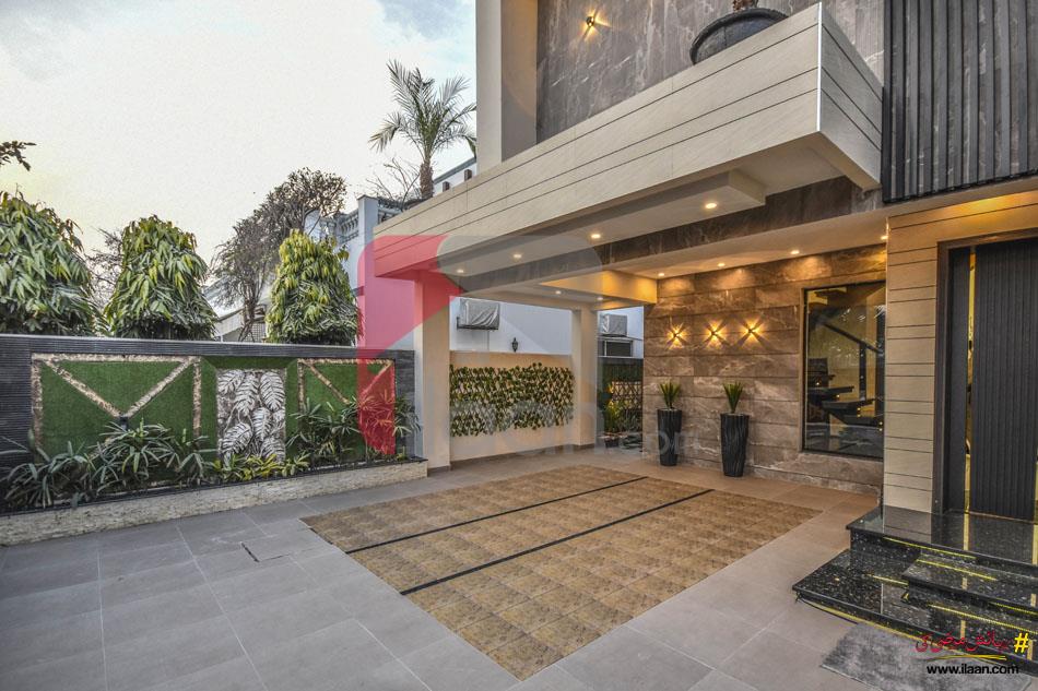10 Marla House for Sale in Phase 6, DHA Lahore