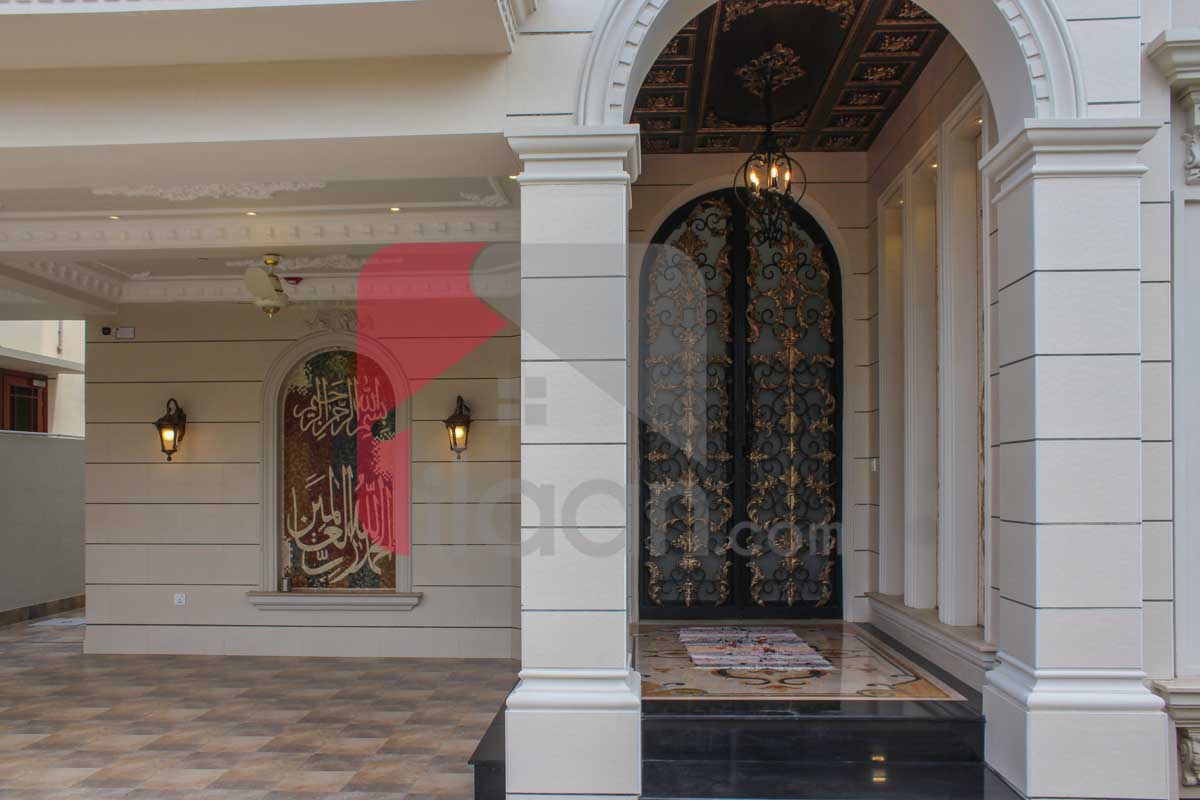1 Kanal House for Sale in Block L, Phase 8 Ex Air Avenue, DHA Lahore