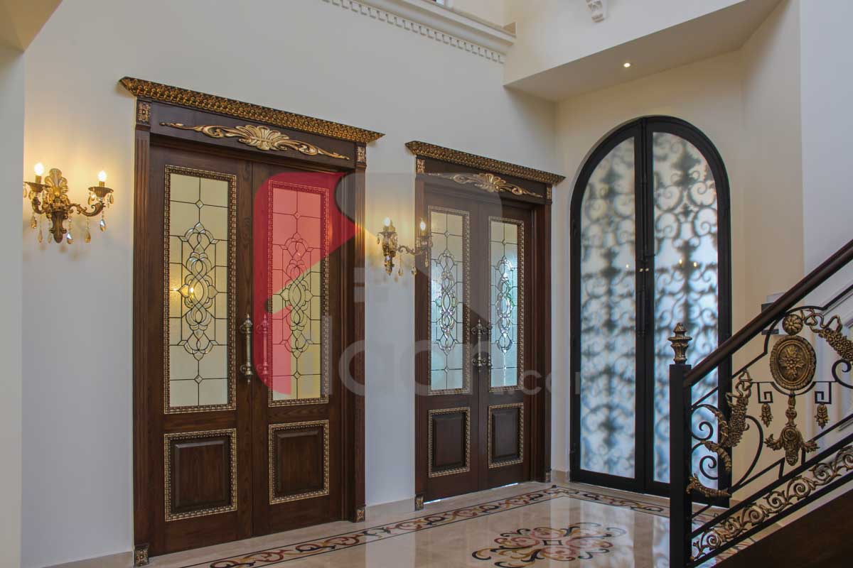 1 Kanal House for Sale in Block L, Phase 8 Ex Air Avenue, DHA Lahore