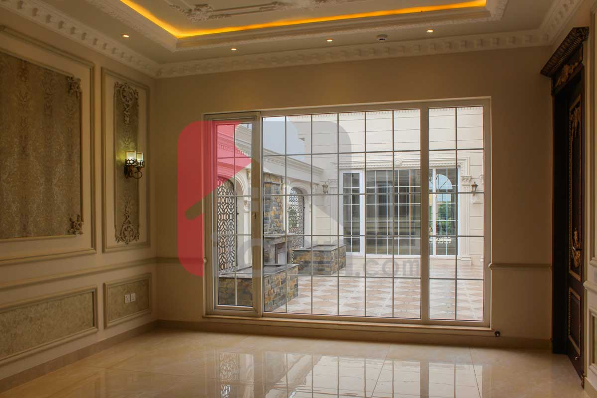 1 Kanal House for Sale in Block L, Phase 8 Ex Air Avenue, DHA Lahore