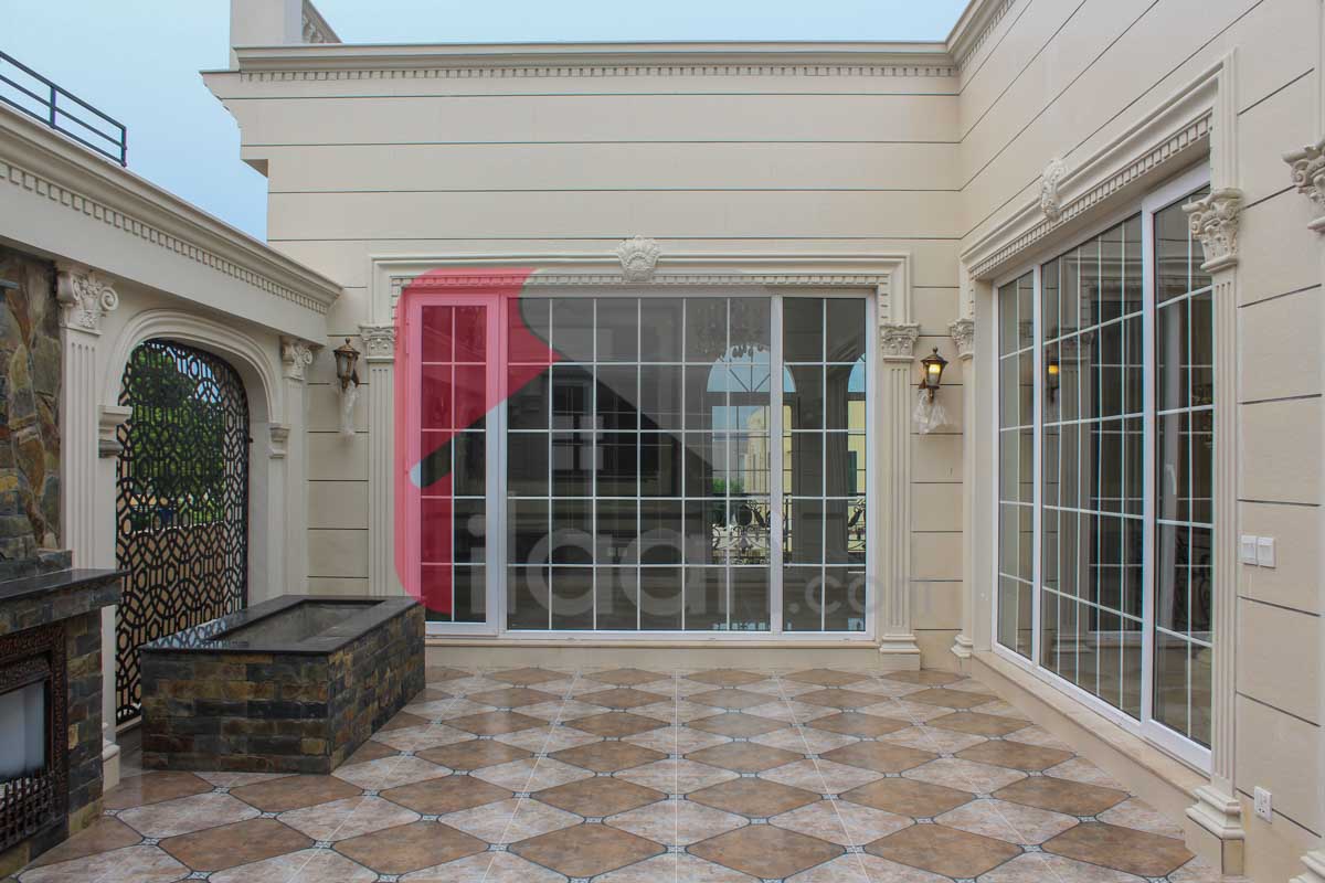 1 Kanal House for Sale in Block L, Phase 8 Ex Air Avenue, DHA Lahore