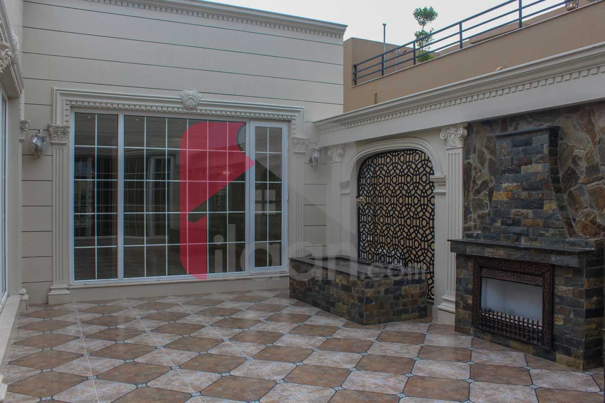 1 Kanal House for Sale in Block L, Phase 8 Ex Air Avenue, DHA Lahore