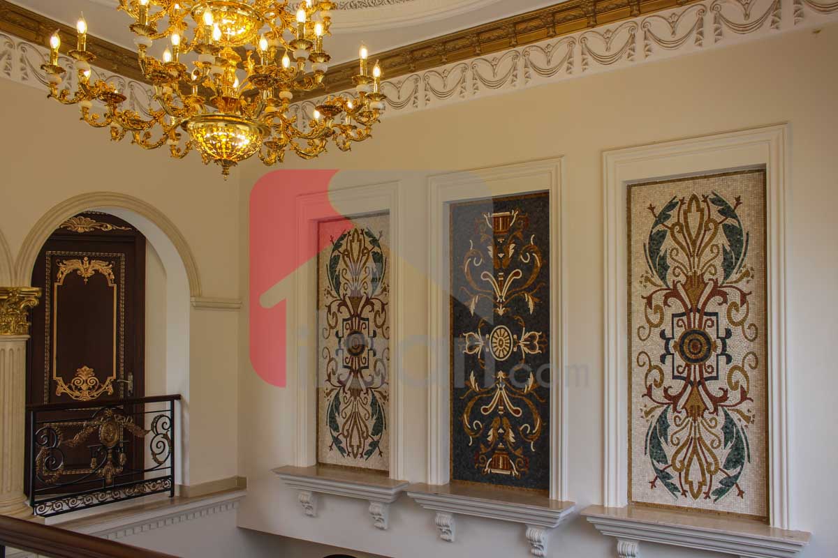 1 Kanal House for Sale in Block L, Phase 8 Ex Air Avenue, DHA Lahore