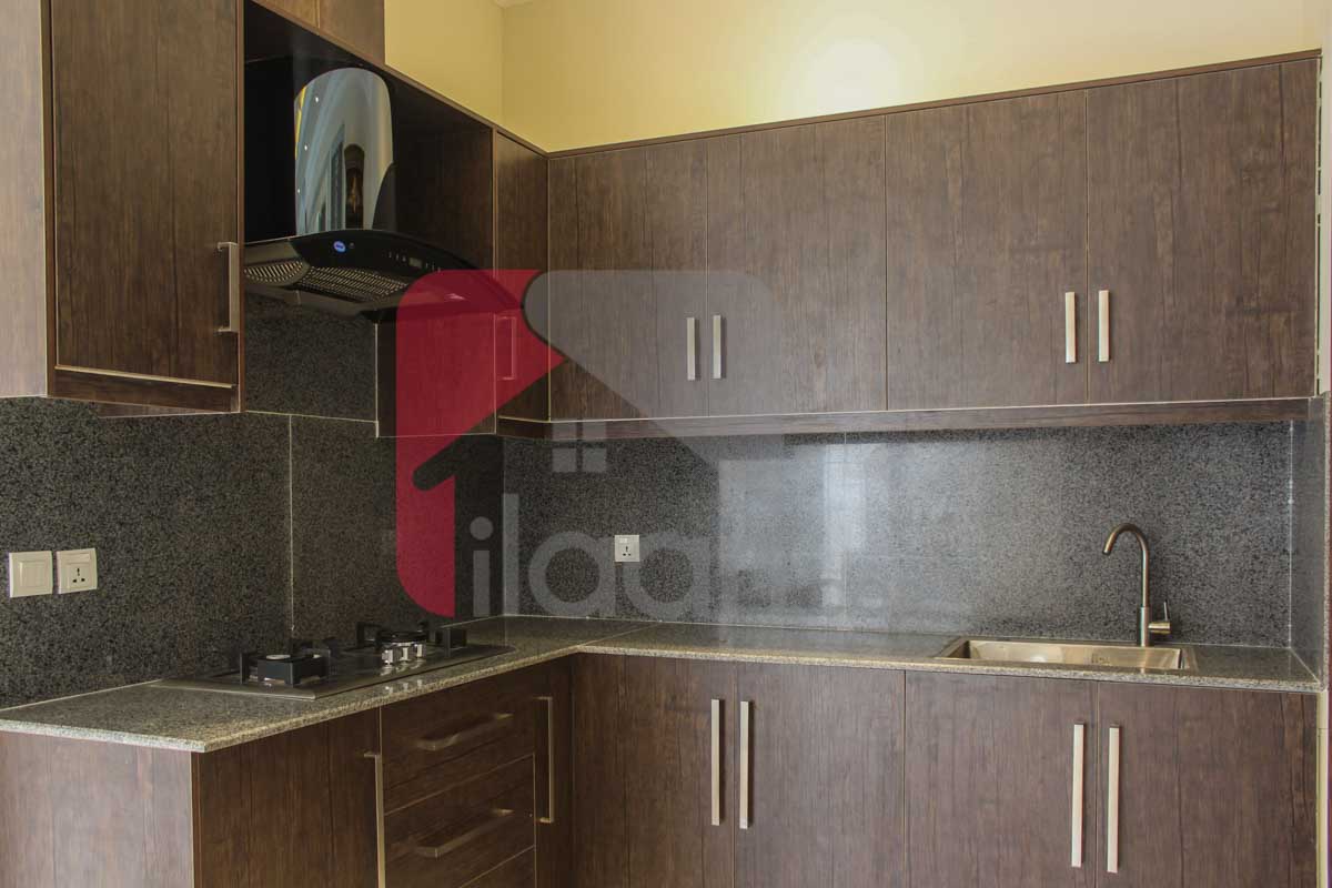 1 Kanal House for Sale in Block L, Phase 8 Ex Air Avenue, DHA Lahore