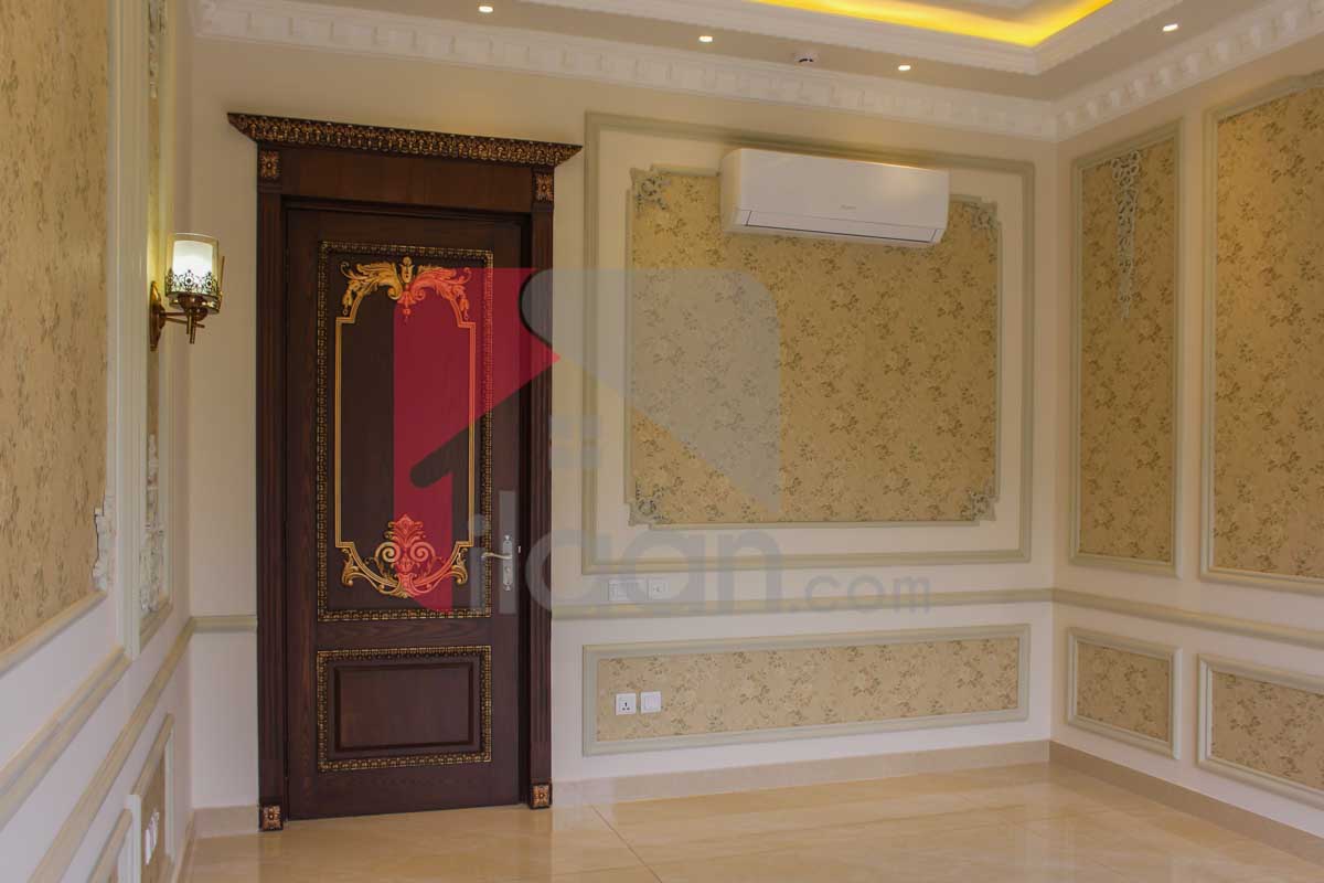 1 Kanal House for Sale in Block L, Phase 8 Ex Air Avenue, DHA Lahore
