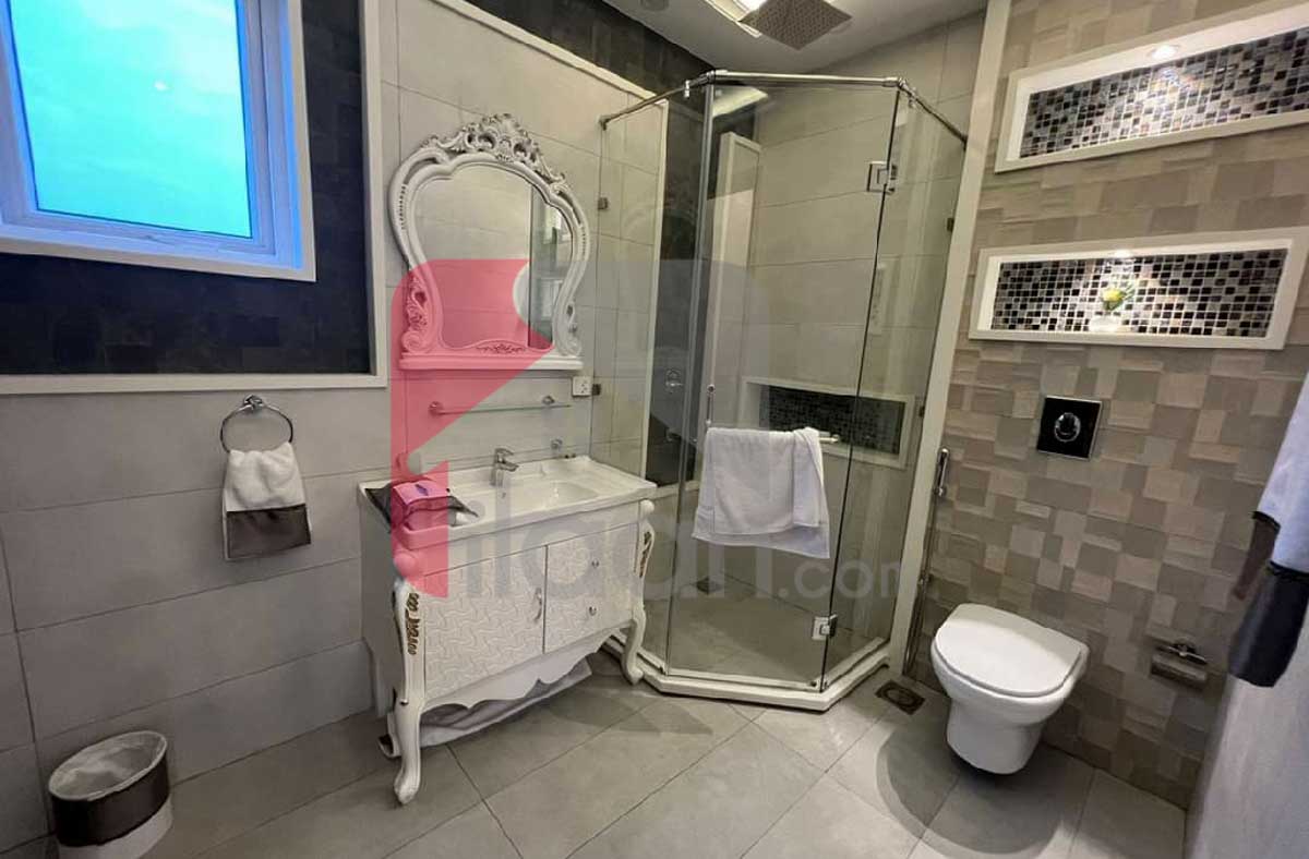 12 Marla House for Sale in Block Y, Phase 7, DHA Lahore