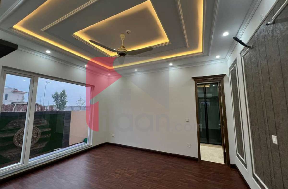 12 Marla House for Sale in Block Y, Phase 7, DHA Lahore
