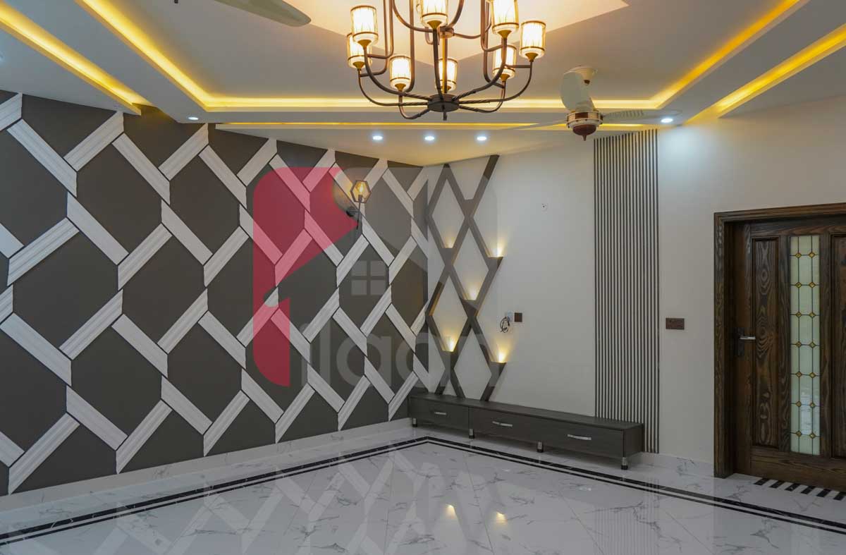 7.5 Marla House for Sale in Block Q, Phase 2, Johar Town, Lahore