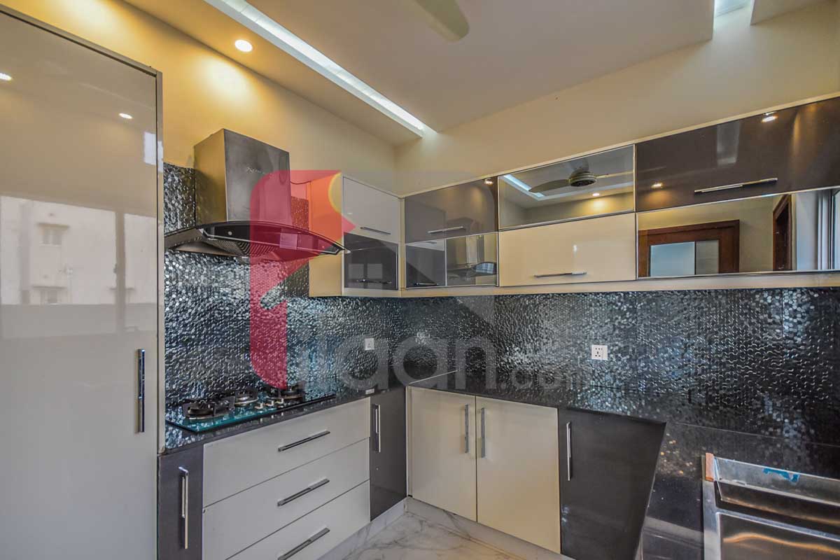8 Marla House for Sale in Phase 6, DHA Lahore
