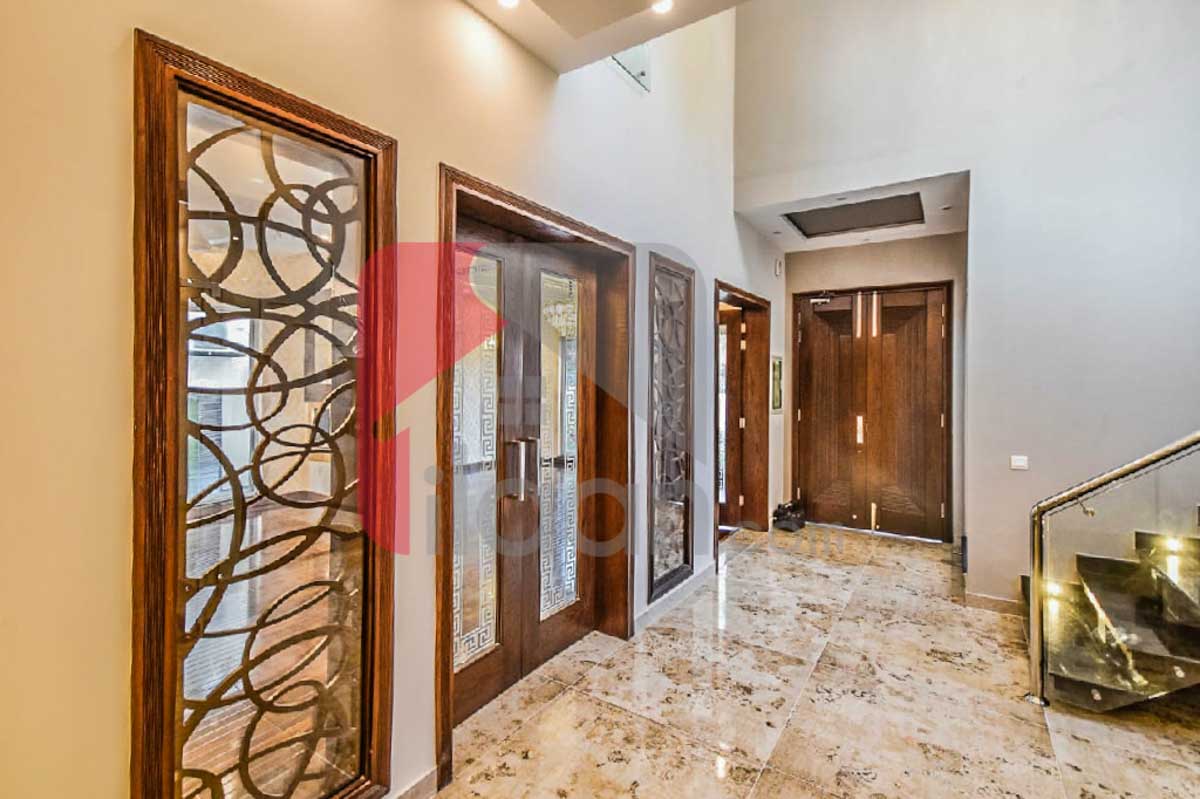 10 Marla House for Sale in Phase 6, DHA Lahore
