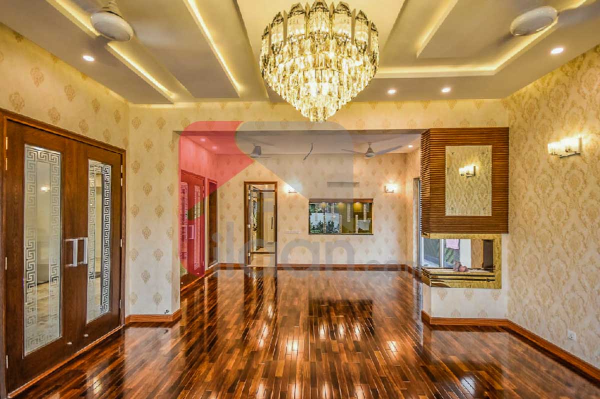 10 Marla House for Sale in Phase 6, DHA Lahore