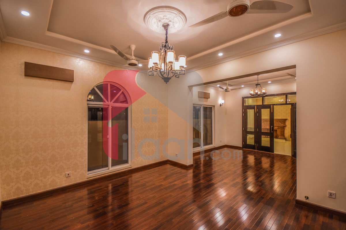 10 Marla House for Sale in Phase 6, DHA Lahore