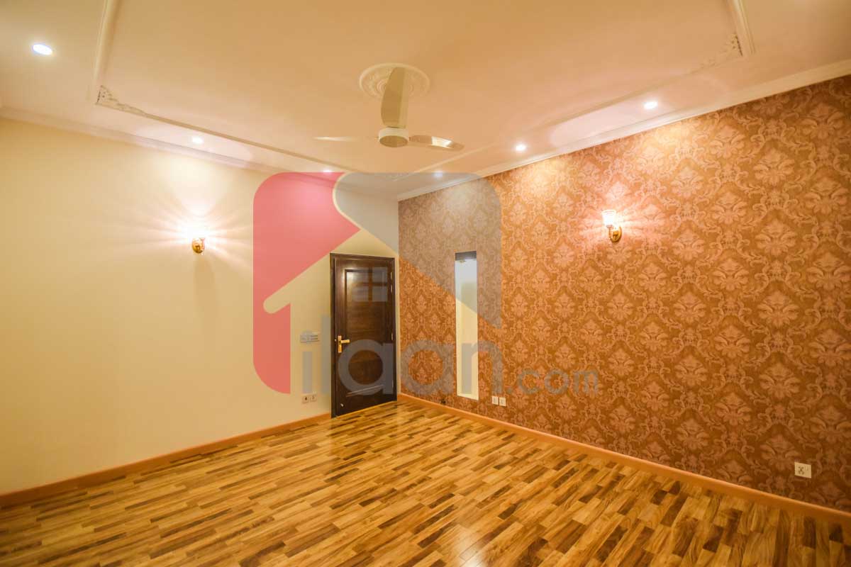 10 Marla House for Sale in Phase 6, DHA Lahore