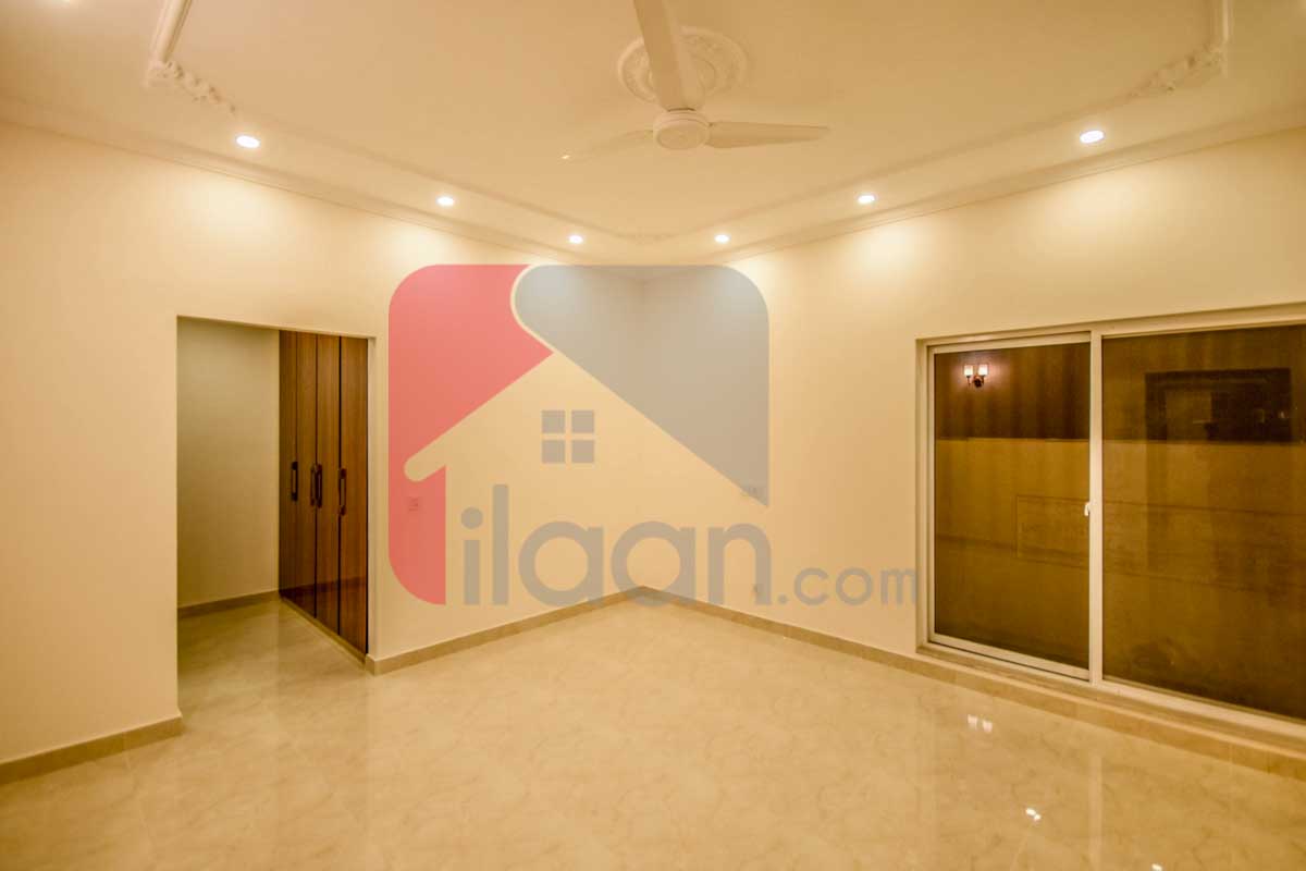 10 Marla House for Sale in Phase 6, DHA Lahore