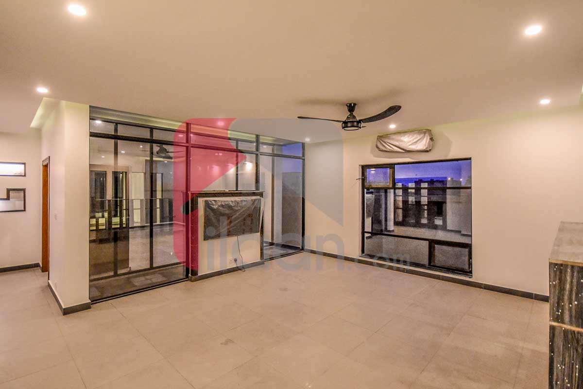 10 Marla House for Sale in Phase 6, DHA Lahore