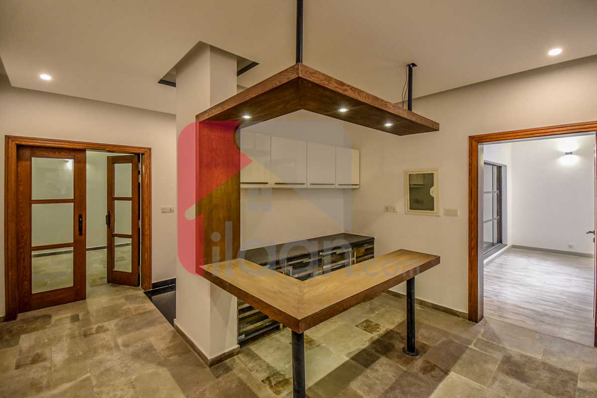 10 Marla House for Sale in Phase 6, DHA Lahore