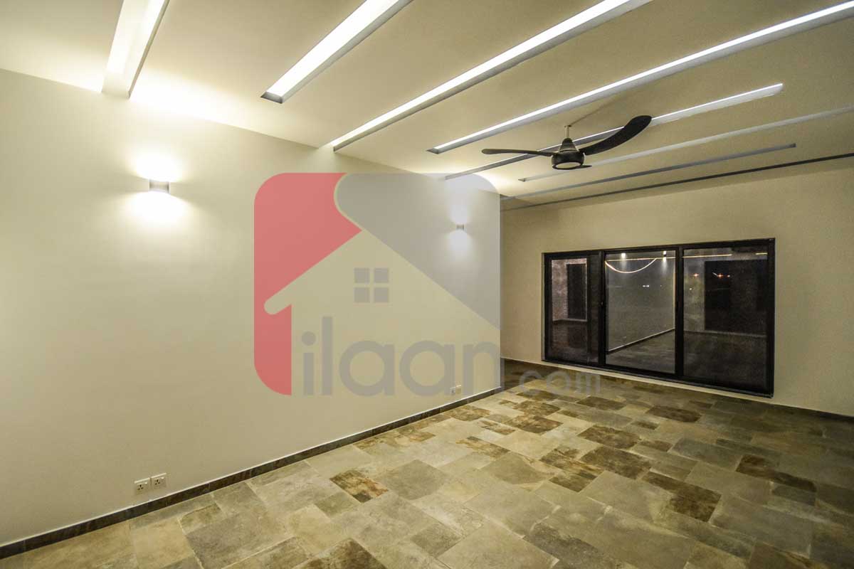 10 Marla House for Sale in Phase 6, DHA Lahore