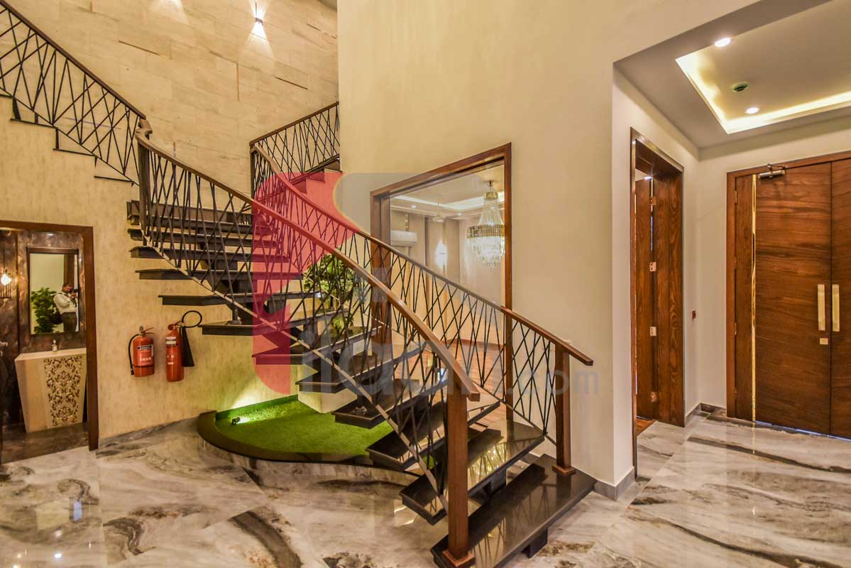 10 Marla House for Sale in State Life Housing Society, Lahore