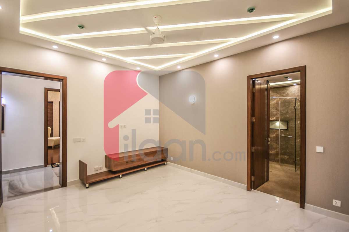 10 Marla House for Sale in State Life Housing Society, Lahore