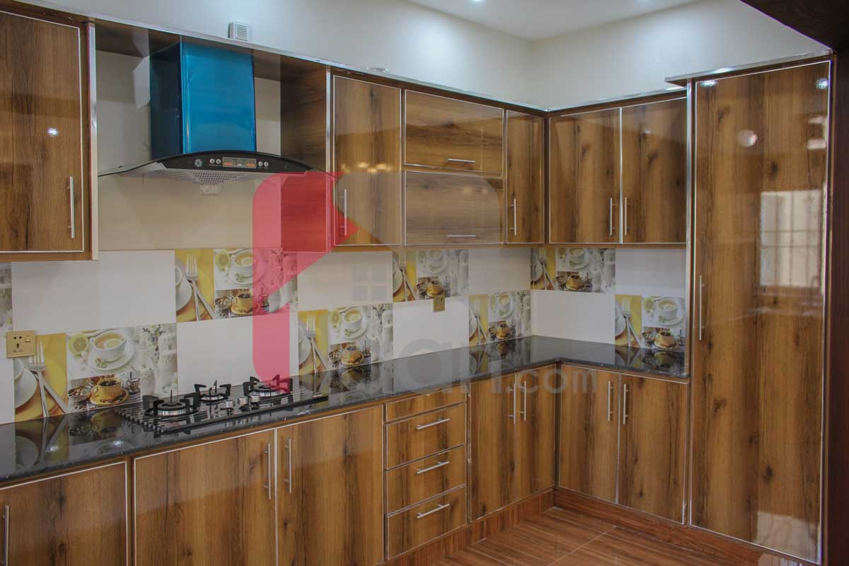 10 Marla House for Sale in Architects Engineers Housing Society, Lahore