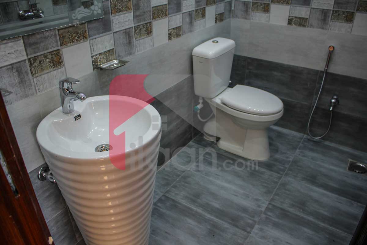10 Marla House for Sale in Architects Engineers Housing Society, Lahore
