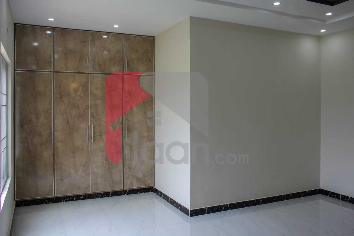 10 Marla House for Sale in Architects Engineers Housing Society, Lahore