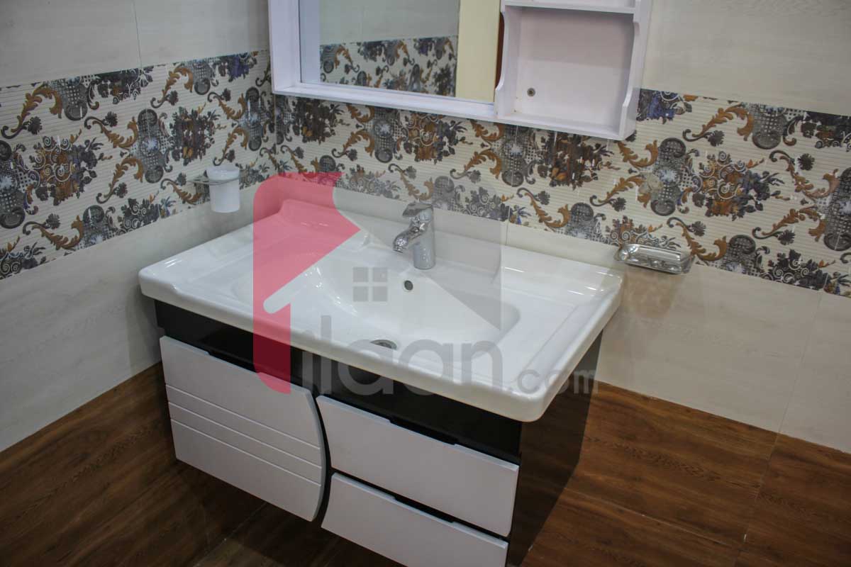 10 Marla House for Sale in Architects Engineers Housing Society, Lahore