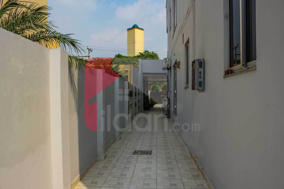 2 Kanal House for Sale in Block A, UET Housing Society, Lahore