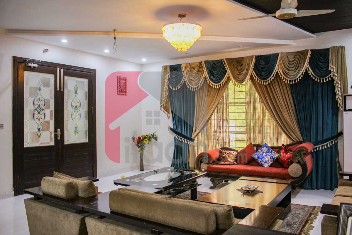 2 Kanal House for Sale in Block A, UET Housing Society, Lahore