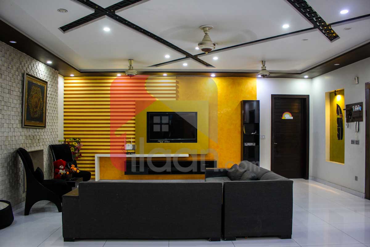 2 Kanal House for Sale in Block A, UET Housing Society, Lahore