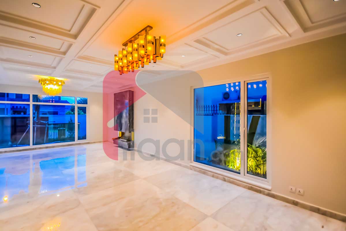 10 Marla House for Sale in Phase 6, DHA Lahore