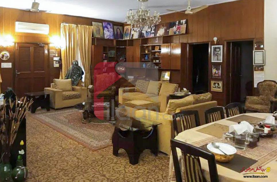 10 Marla House for Sale in Architects Engineers Housing Society, Lahore