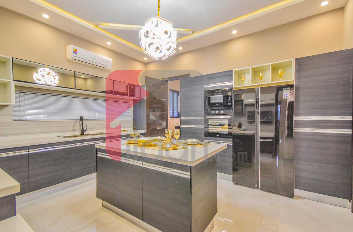 1 Kanal House for Sale in State Life Housing Society, Lahore