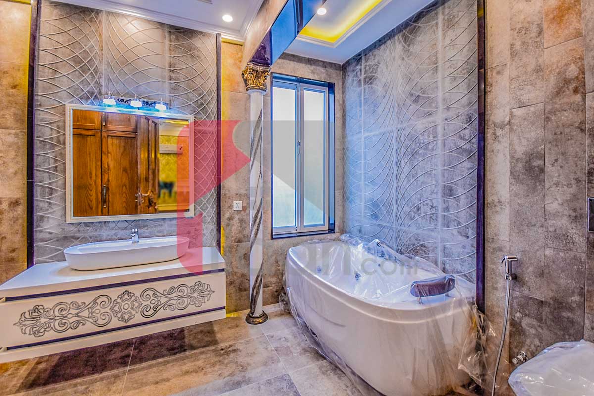 1 Kanal House for Sale in State Life Housing Society, Lahore