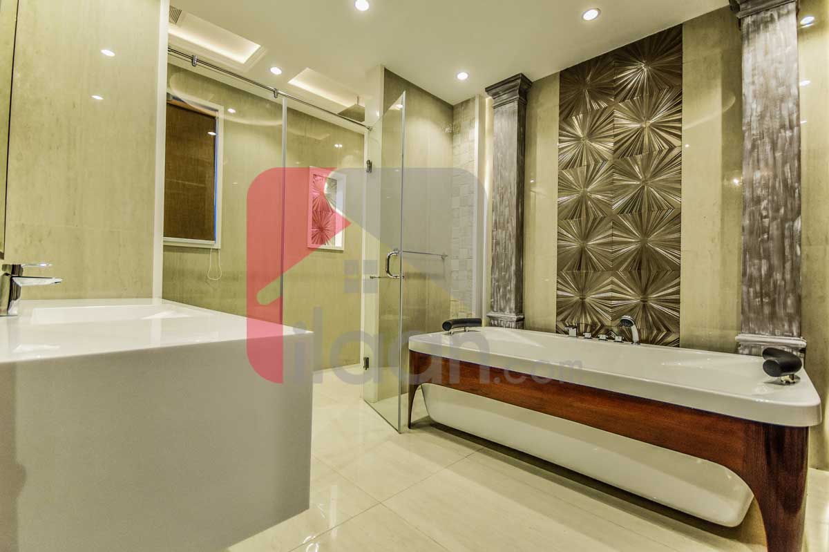 10 Marla House for Sale in Phase 6, DHA, Lahore