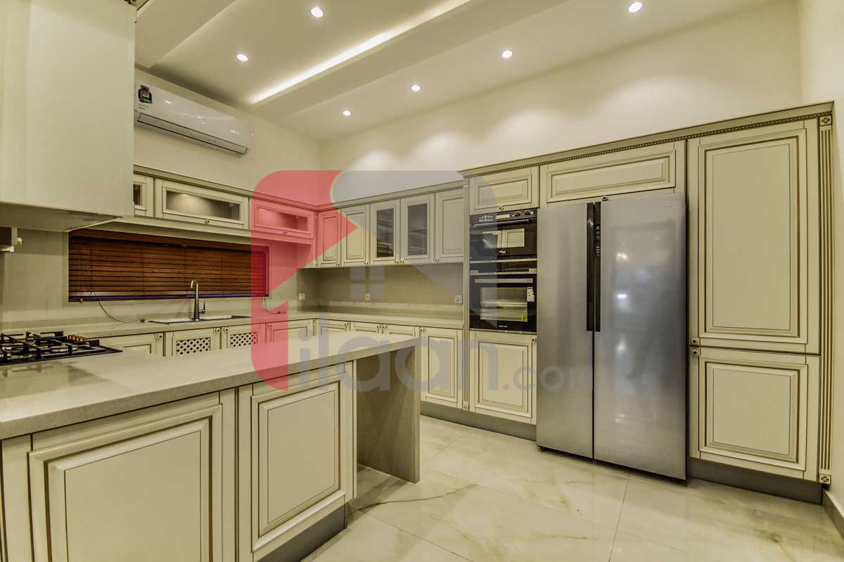 10 Marla House for Sale in Phase 6, DHA, Lahore