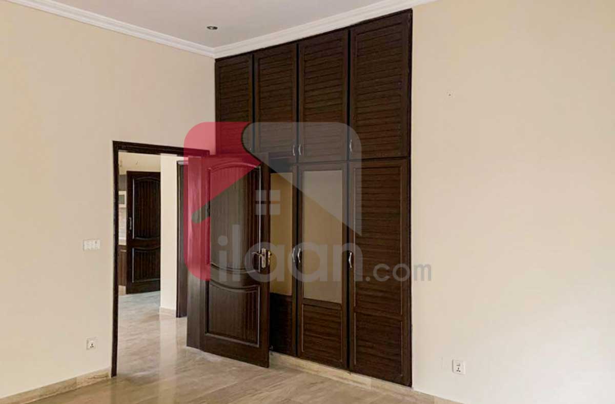 1 Kanal House for Sale in Block C, Phase 5, DHA Lahore