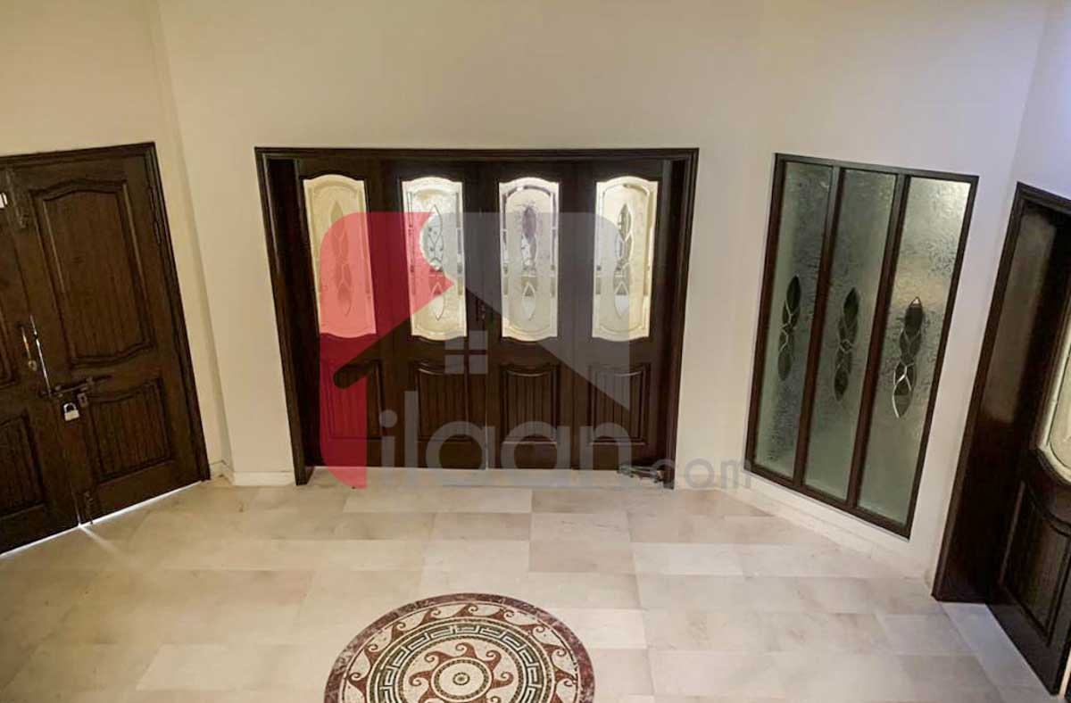 1 Kanal House for Sale in Block C, Phase 5, DHA Lahore