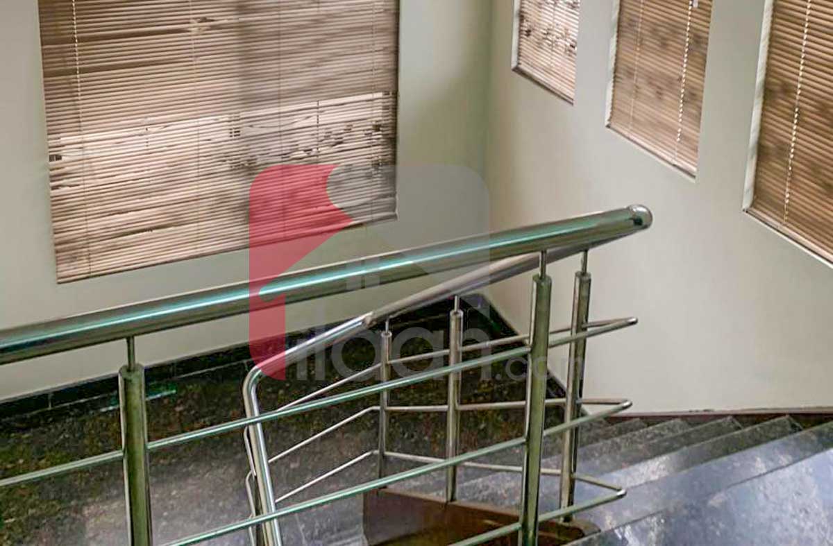 1 Kanal House for Sale in Block C, Phase 5, DHA Lahore