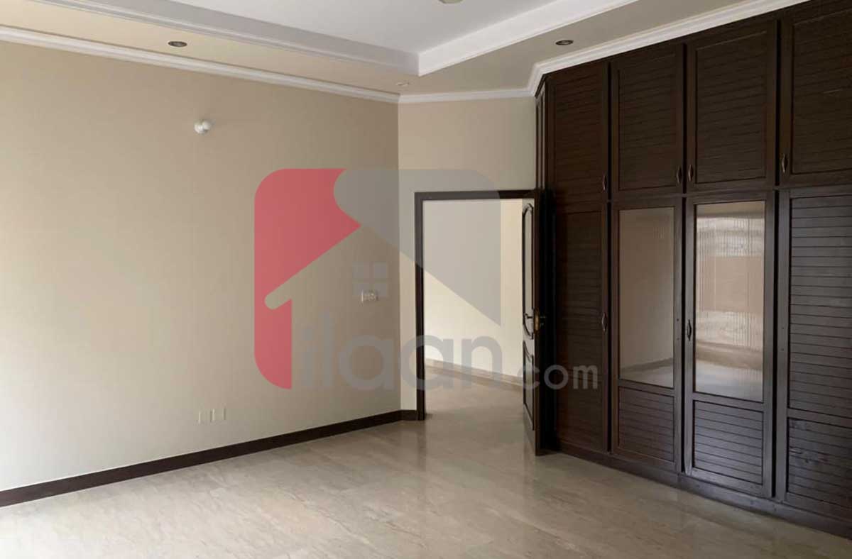 1 Kanal House for Sale in Block C, Phase 5, DHA Lahore