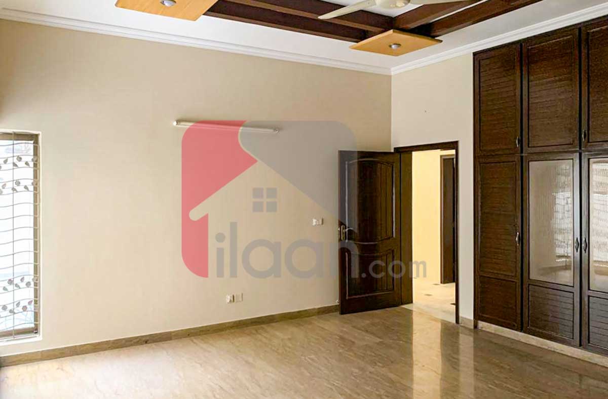 1 Kanal House for Sale in Block C, Phase 5, DHA Lahore