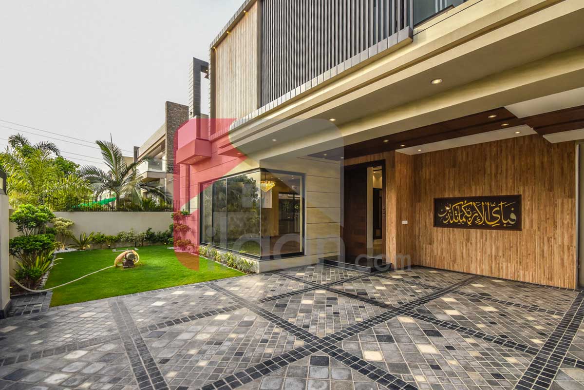 10 Marla House for Sale in Block D, Phase 6, DHA Lahore