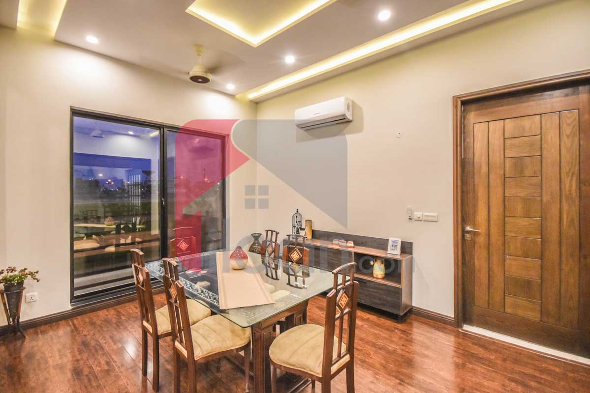10 Marla House for Sale in Phase 6, DHA Lahore