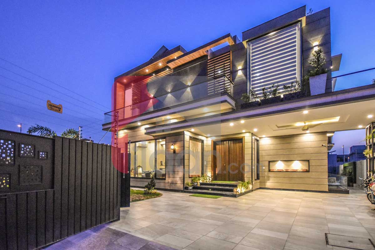 10 Marla House for Sale in Phase 6, DHA Lahore