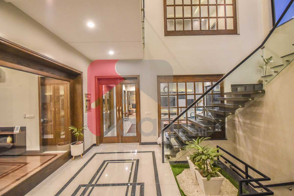 10 Marla House for Sale in Phase 6, DHA Lahore