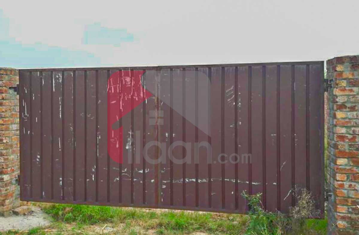 4.5 Kanal Plot for Sale in Thethar, Lahore