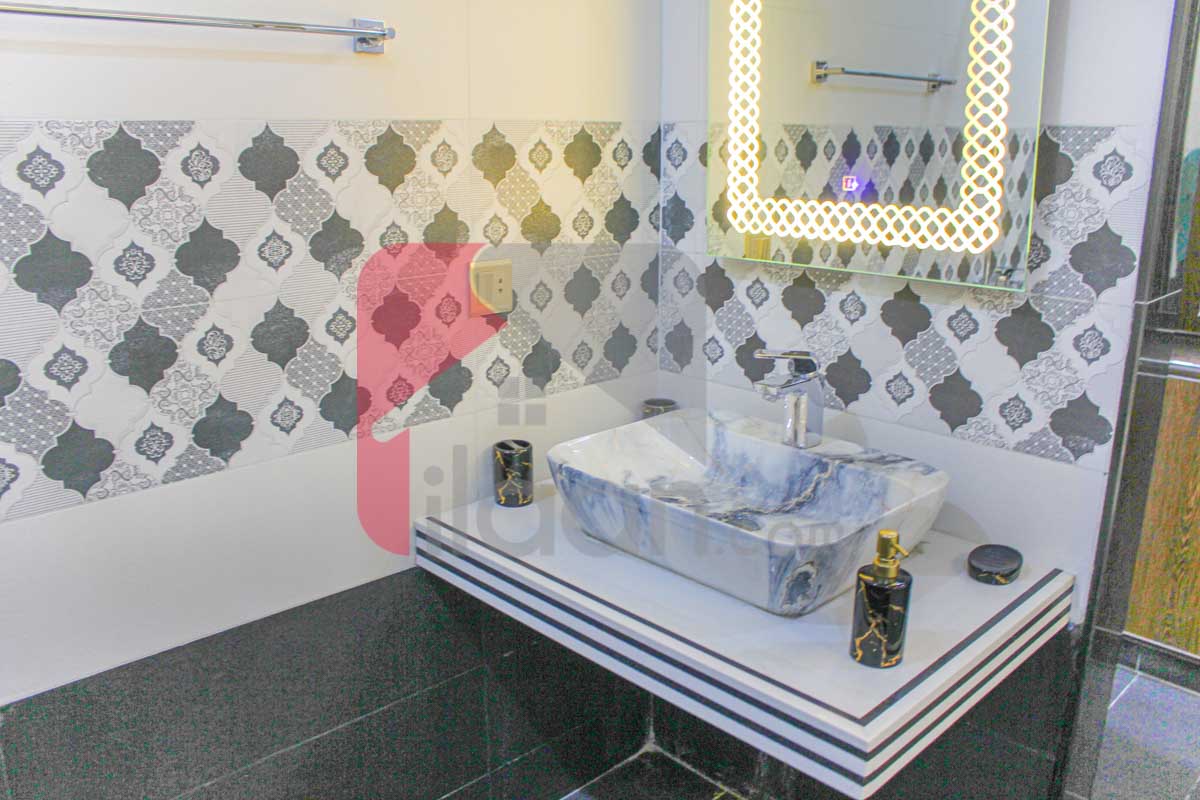 12 Marla House for Sale in Block Q, Phase 2, Johar Town, Lahore